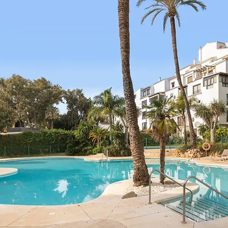 Puerto Banus Sea Views L アパート *