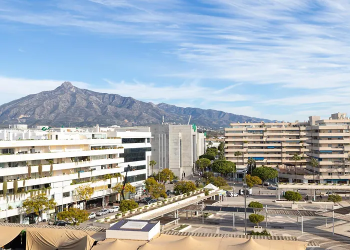 Puerto Banus Sea Views L *