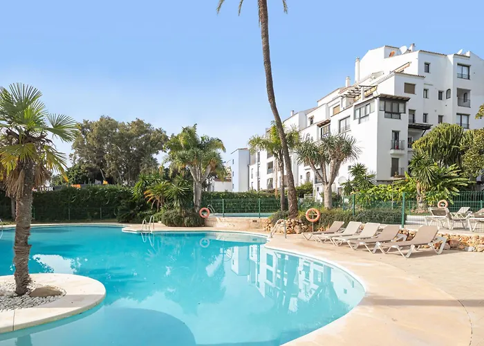 Puerto Banus Sea Views L * Marbella